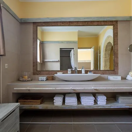 Bed & Breakfast Michel-angelo Karpathos