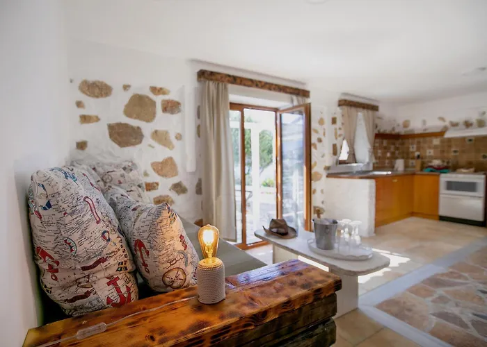 Michel-angelo Karpathos